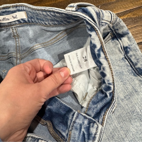 Willow & Root Buckle Ambrosia Acid Wash High Rise Distressed Flare Jeans Size 28 - Picture 5 of 14